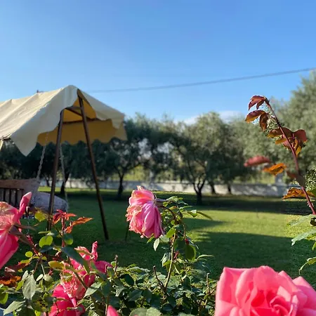 Elia Lägenhet Karianí